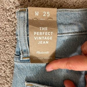 Madewell Jeans Size 25 - The Perfect Vintage Jean